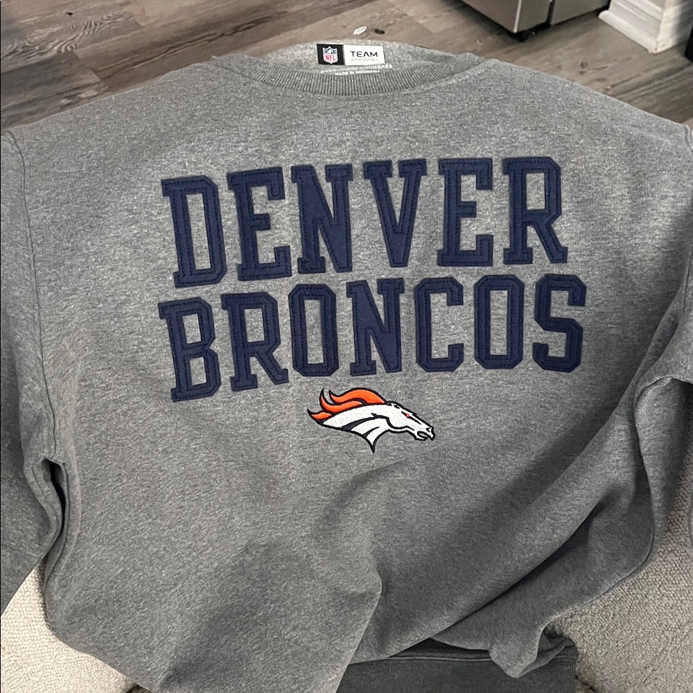 NFL Denver Broncos Gray Crewneck Sweater